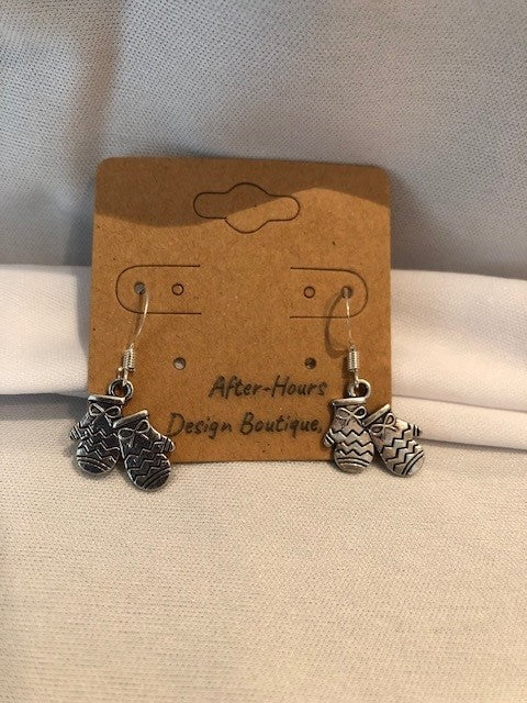 Earrings-Christmas - Mittens