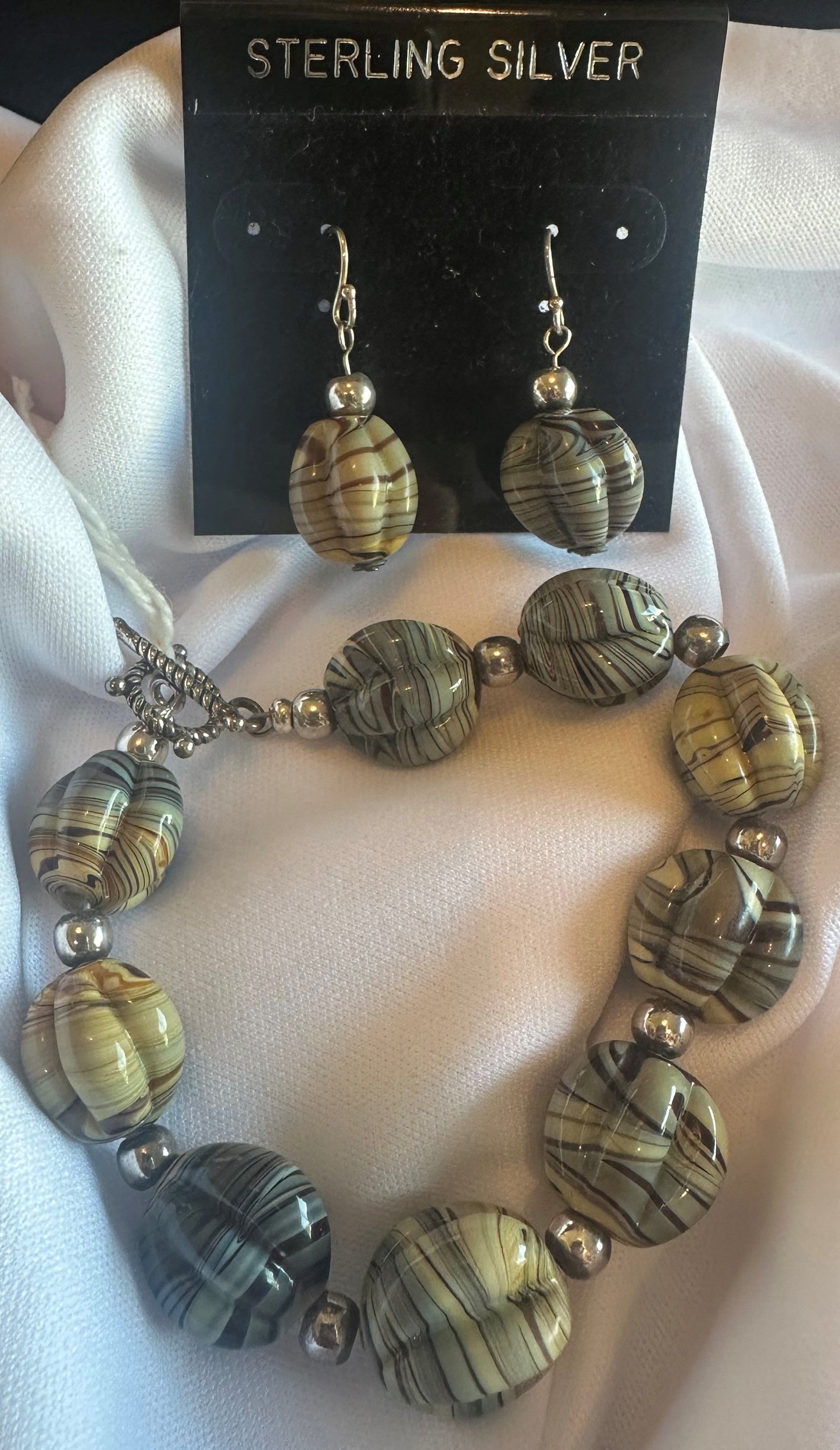 Bracelet & Earring - Green Blossom
